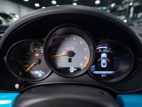 Used 2021 Porsche 718 Cayman GT4 RWD image 71