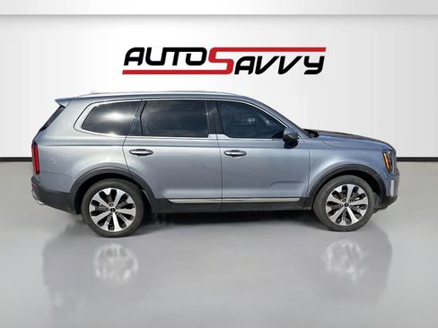 Used 2022 Kia Telluride EX w/ EX Premium Package image 8