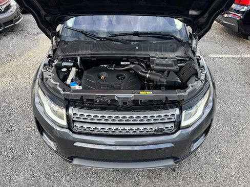 Used 2016 Land Rover Range Rover Evoque SE image 10