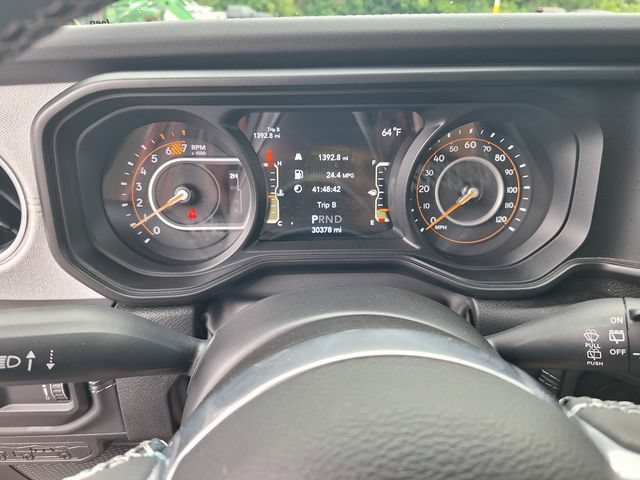 Used 2025 Jeep Wrangler Unlimited Sahara AWD/4WD image 50
