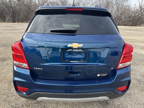 Used 2020 Chevrolet Trax LT w/ LT Convenience Package image 6