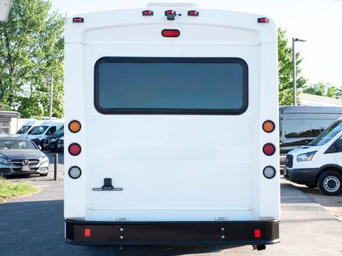 Used 2017 Ford E-450 and Econoline 450 Super Duty w/ Shuttle Bus Prep Package RWD image 10