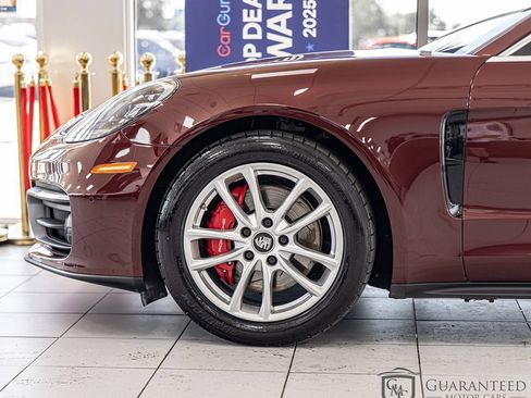 Used 2023 Porsche Panamera 4S AWD/4WD image 7