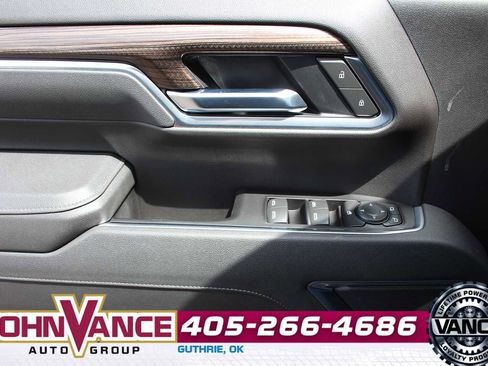 Used 2025 Chevrolet Silverado 2500 LT w/ Convenience Package AWD/4WD image 30