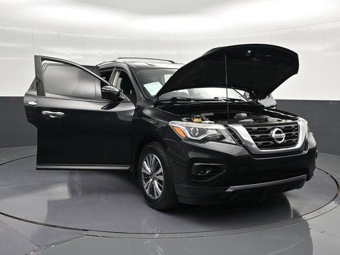 Used 2019 Nissan Pathfinder S FWD image 37