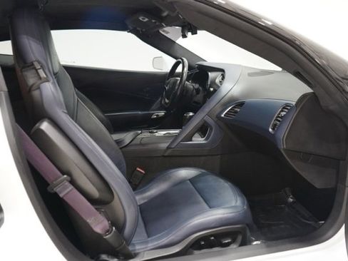 Used 2016 Chevrolet Corvette Z06 w/ 3LZ Preferred Equipment Group image 29