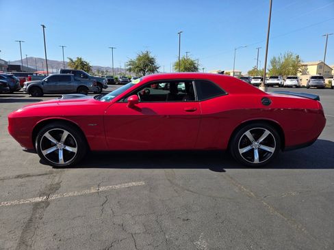 Used 2016 Dodge Challenger R/T Plus RWD image 3