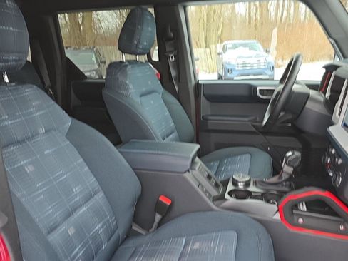 Used 2025 Ford Bronco Heritage Edition image 38
