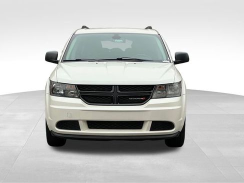 Used 2018 Dodge Journey SE w/ Connectivity Group image 8