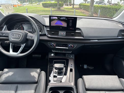 Used 2025 Audi Q5 2.0T Premium AWD/4WD image 30
