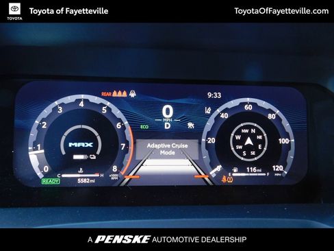 Used 2025 Toyota Tacoma TRD Sport image 6