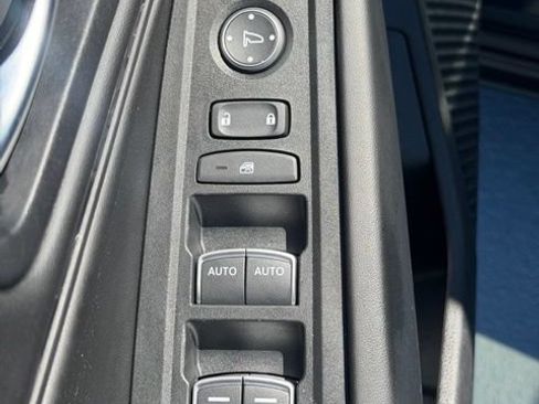 Certified 2023 Honda Accord EX image 21