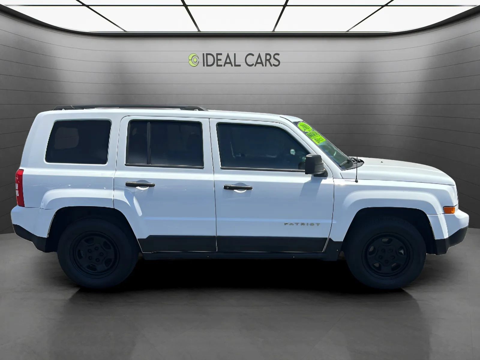 Used 2015 Jeep Patriot Sport FWD image 4