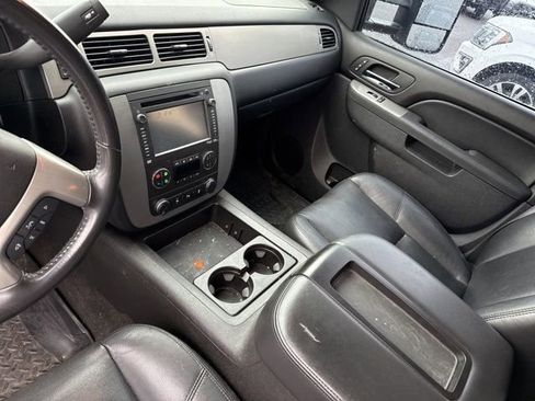 Used 2013 Chevrolet Silverado 1500 LTZ w/ Chrome Essentials Package AWD/4WD image 8