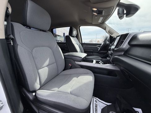 Used 2019 RAM 1500 Big Horn image 29