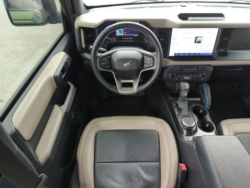 Used 2022 Ford Bronco Wildtrak AWD/4WD image 14