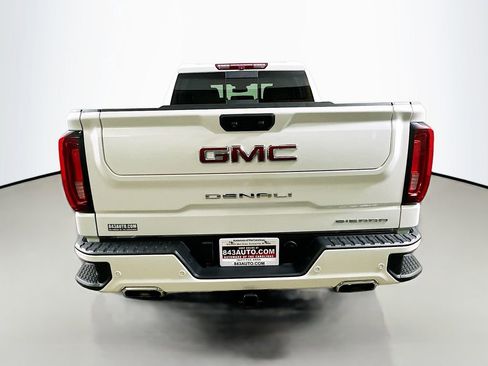 Used 2022 GMC Sierra 1500 Denali image 6