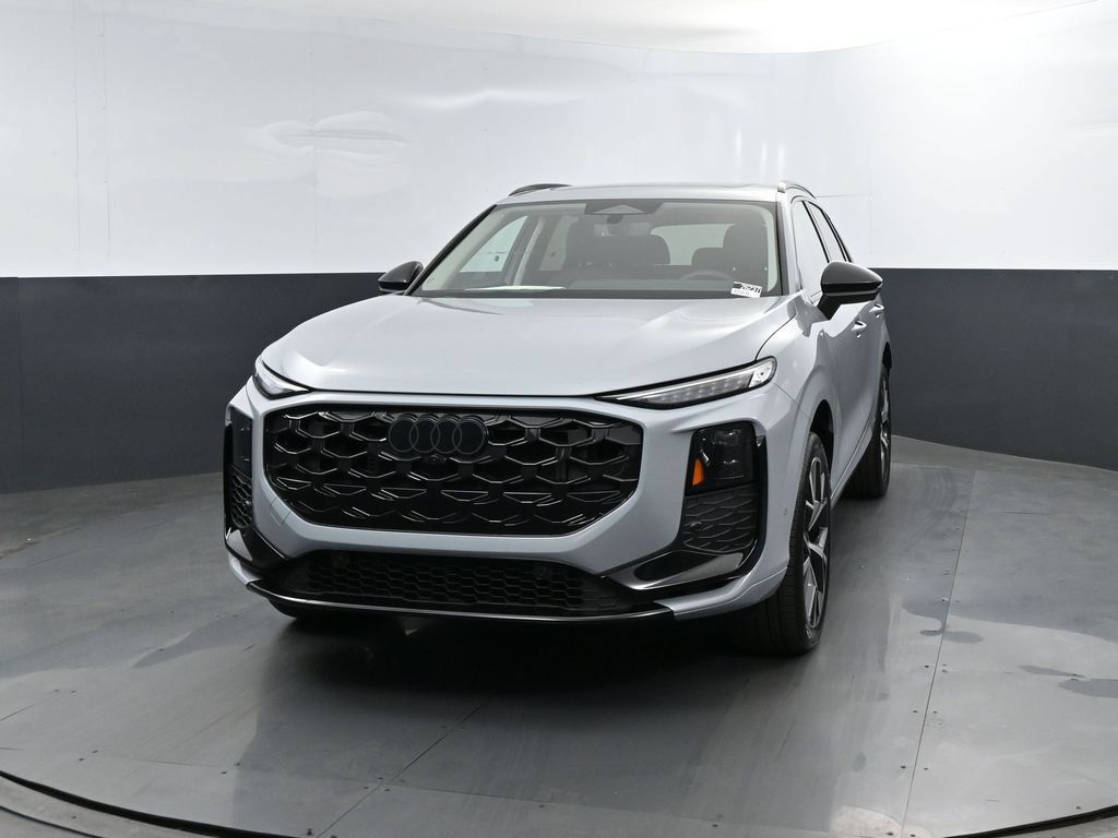 New 2026 Audi Q3 quattro 2.0T AWD/4WD image 2
