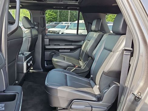 Used 2021 Ford Expedition Max XLT RWD image 30
