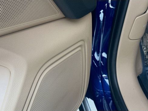 Certified 2023 Porsche Macan image 21