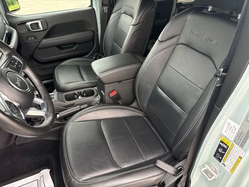 Used 2023 Jeep Wrangler Unlimited Sahara w/ Cold Weather Group AWD/4WD image 14