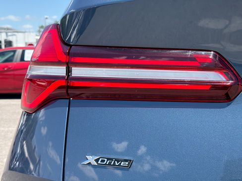 Used 2025 BMW X3 xDrive30i AWD/4WD image 10
