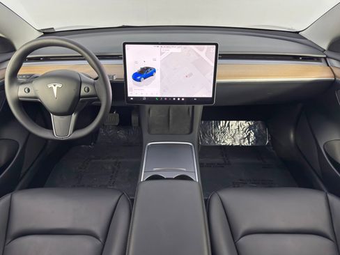 Used 2023 Tesla Model 3 Standard Range image 12