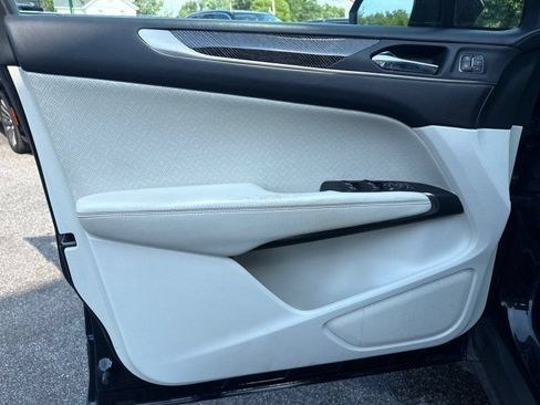 Used 2017 Lincoln MKC Black Label FWD image 9