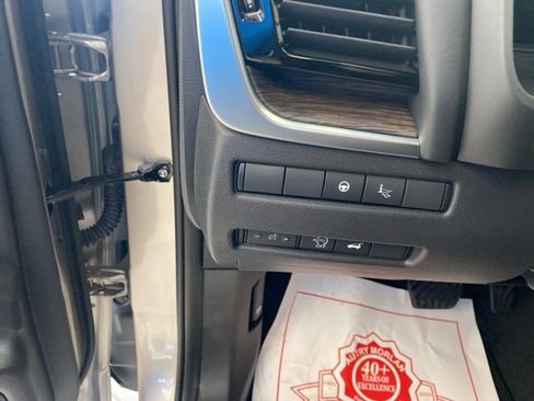 New 2026 Nissan Rogue Platinum w/ Platinum Premium Package image 19