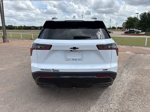 New 2026 Chevrolet Equinox RS image 5