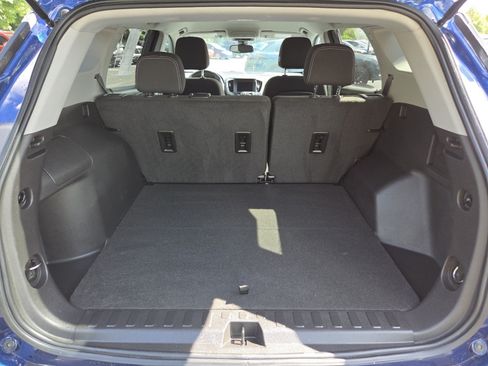 Used 2023 GMC Terrain SLE FWD image 19