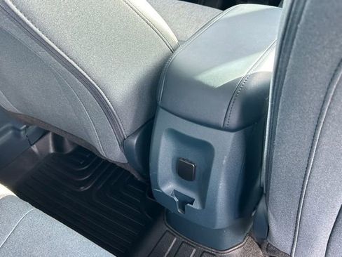 Used 2022 Ford Maverick XLT image 15