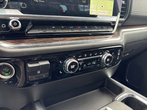 Used 2023 GMC Sierra 1500 Elevation image 37