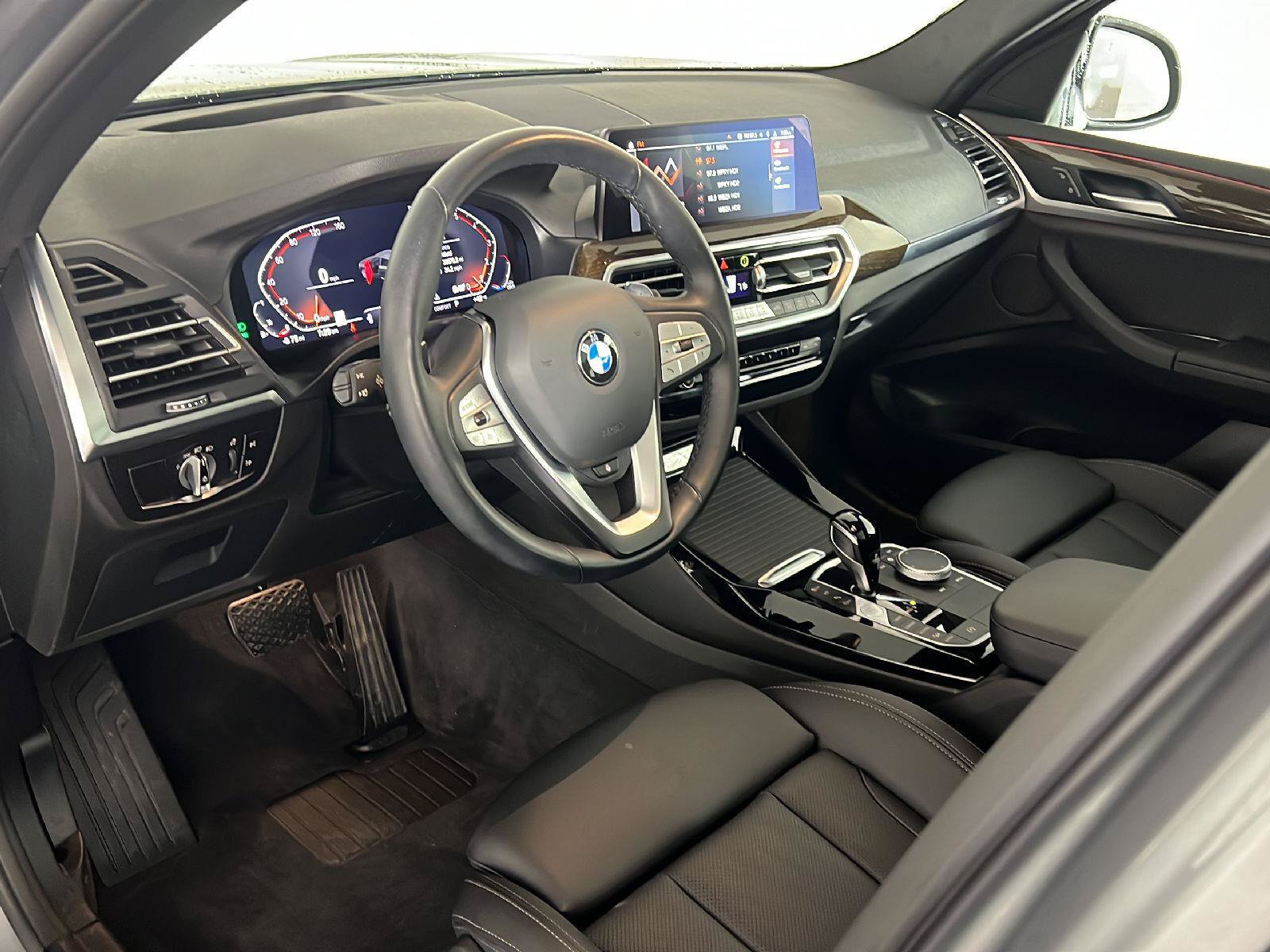 Used 2023 BMW X3 xDrive30i w/ Convenience Package AWD/4WD image 2