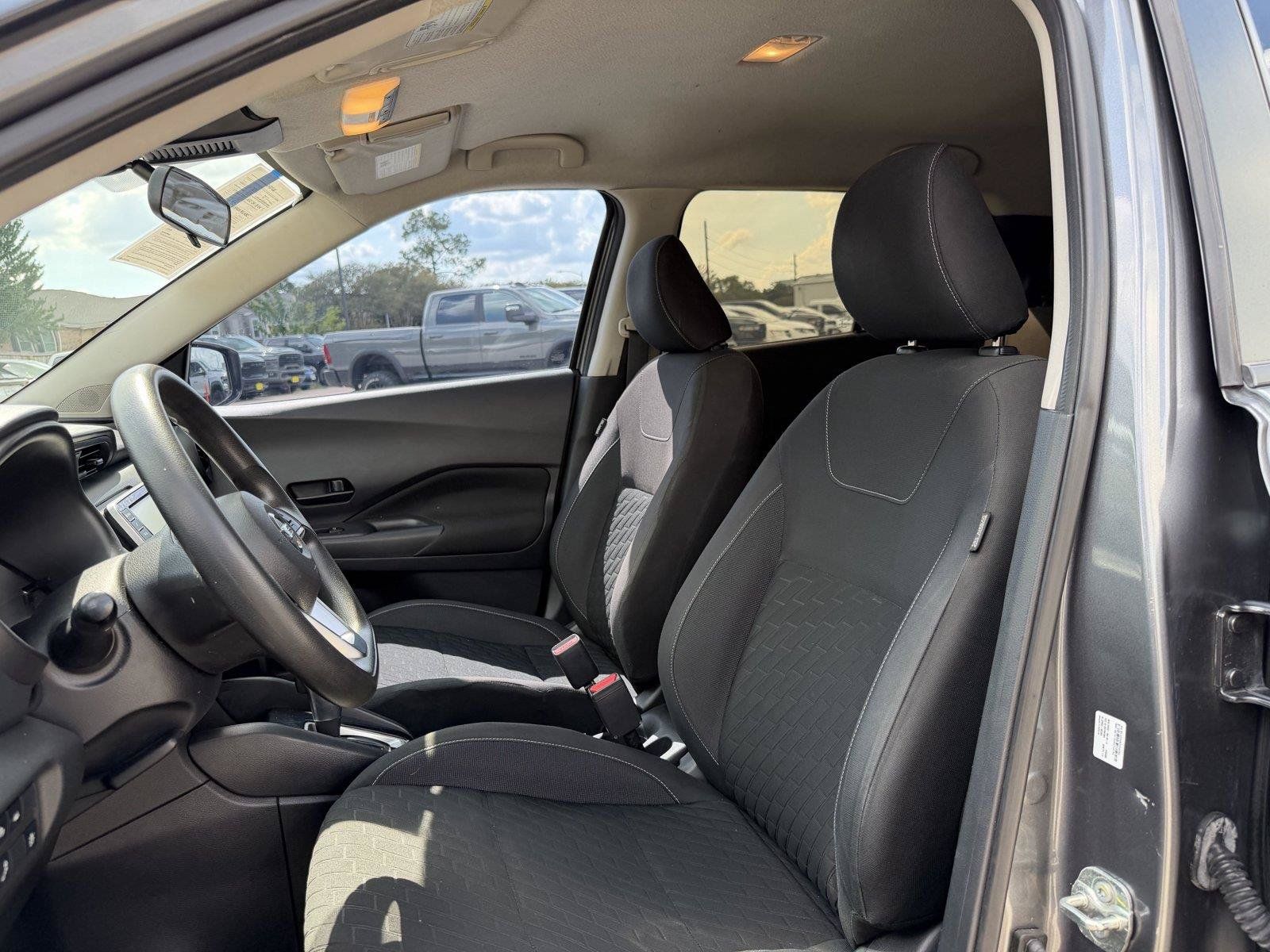 Used 2021 Nissan Kicks S FWD image 15