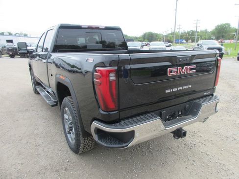 New 2026 GMC Sierra 2500 SLT w/ SLT Premium Package AWD/4WD image 9