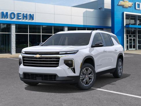 New 2025 Chevrolet Traverse LT image 6