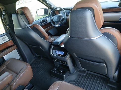 Used 2024 Lincoln Navigator Reserve AWD/4WD image 80
