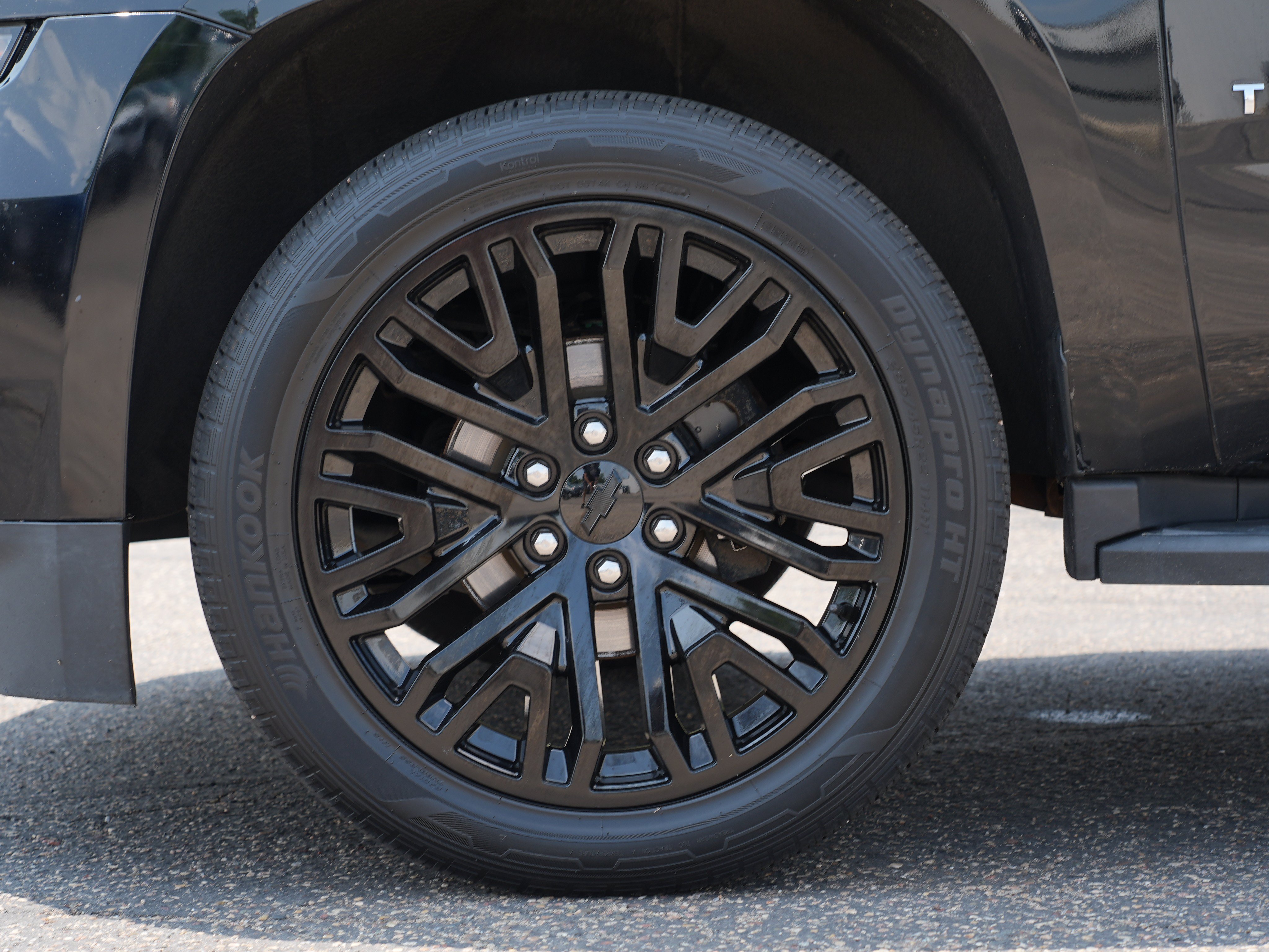 Used 2020 Chevrolet Tahoe LT AWD/4WD image 13