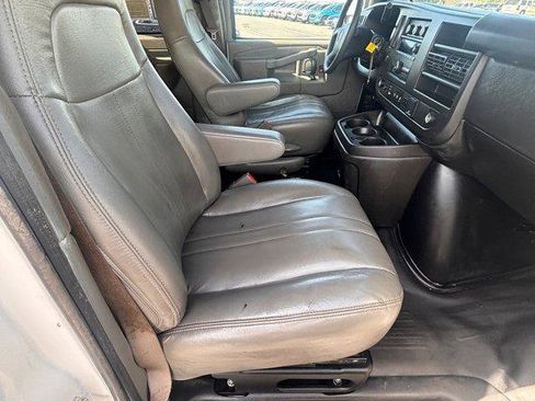 Used 2024 Chevrolet Express 2500 LS w/ Driver Convenience Package RWD image 12