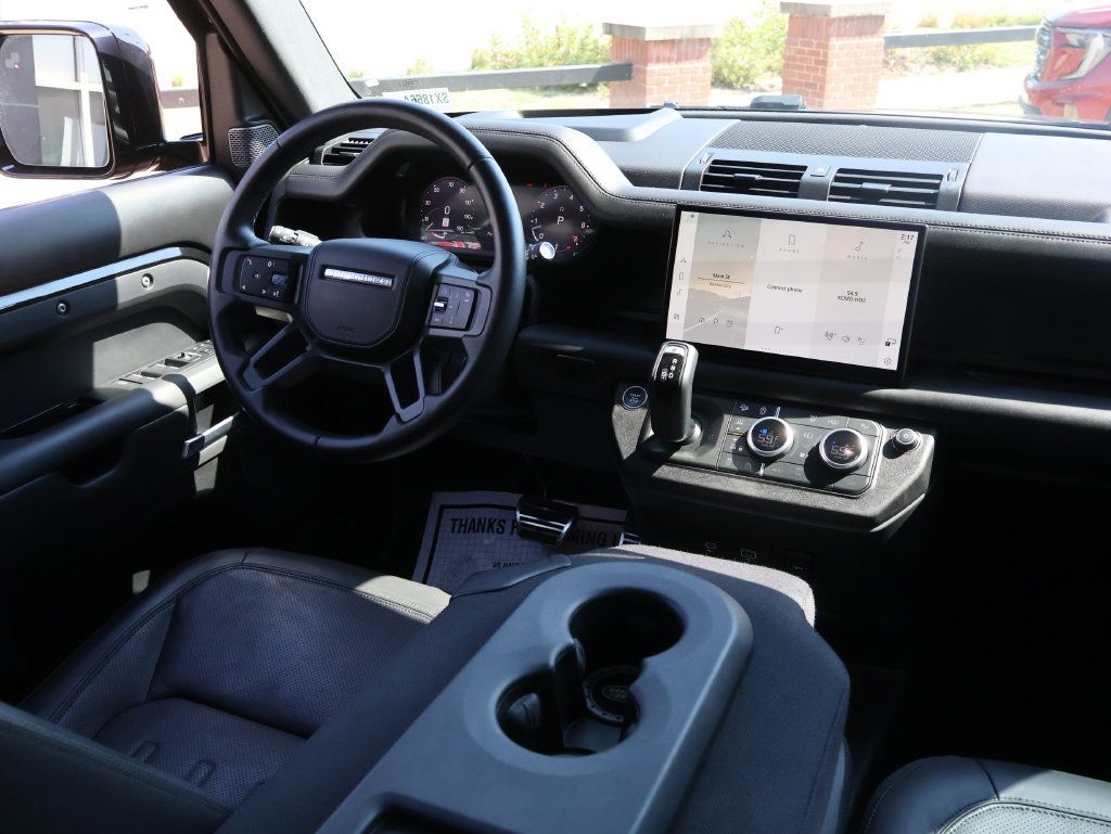 Used 2023 Land Rover Defender 110 X AWD/4WD image 13