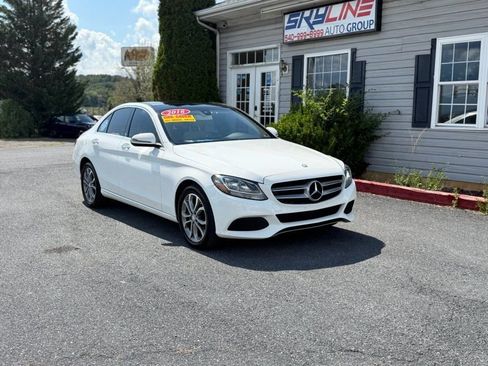 Used 2016 Mercedes-Benz C 300 4MATIC Sedan image 4