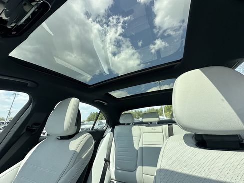 New 2026 Mercedes-Benz C 300 Sedan image 34