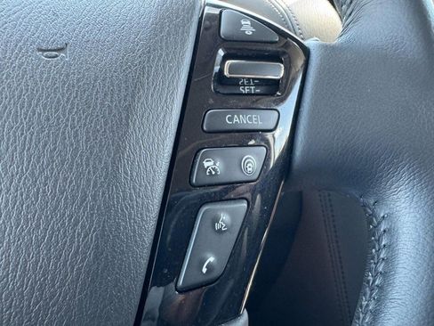 Used 2024 Nissan Armada SL w/ Captain's Chairs Package image 19
