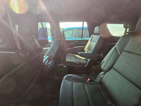 Used 2023 Cadillac Escalade Sport w/ LPO, ONYX Package AWD/4WD image 11