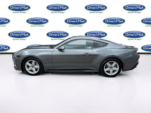 Used 2026 Ford Mustang Premium RWD image 4