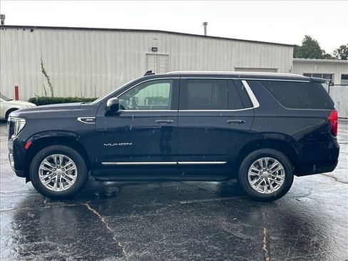 Certified 2023 GMC Yukon SLT AWD/4WD image 7