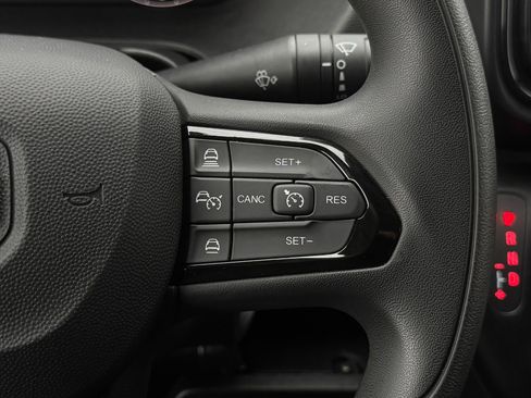 Used 2025 RAM ProMaster 2500 w/ Convenience Group image 37