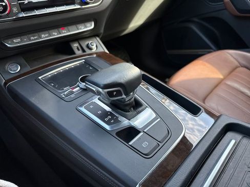 Used 2019 Audi Q5 Prestige w/ Prestige Package AWD/4WD image 25