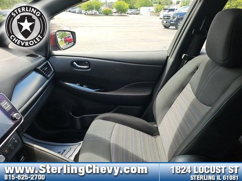 Used 2020 Nissan Leaf SV w/ Protection Package image 19